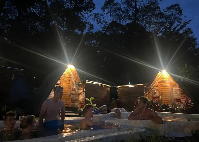 Triangular House And Hot Spring * Kubupenlokan