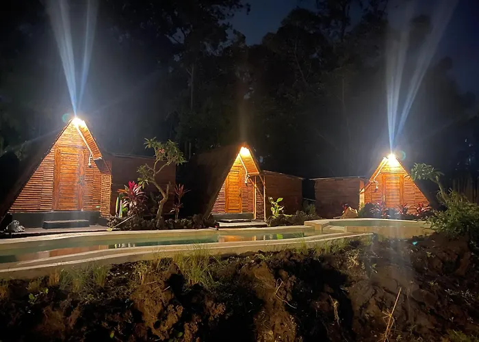 Triangular House And Hot Spring Guest house Kubupenlokan