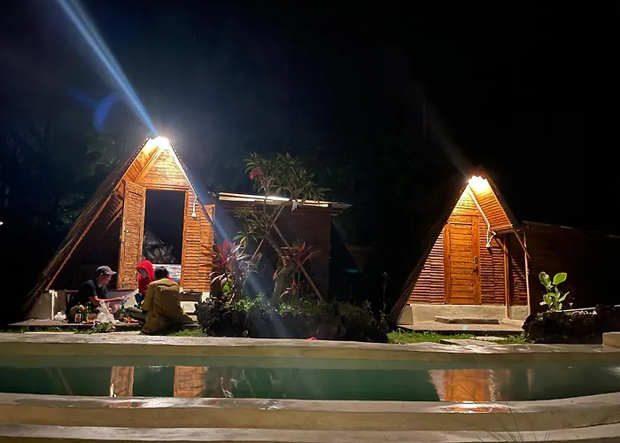 Triangular House And Hot Spring * Kubupenlokan