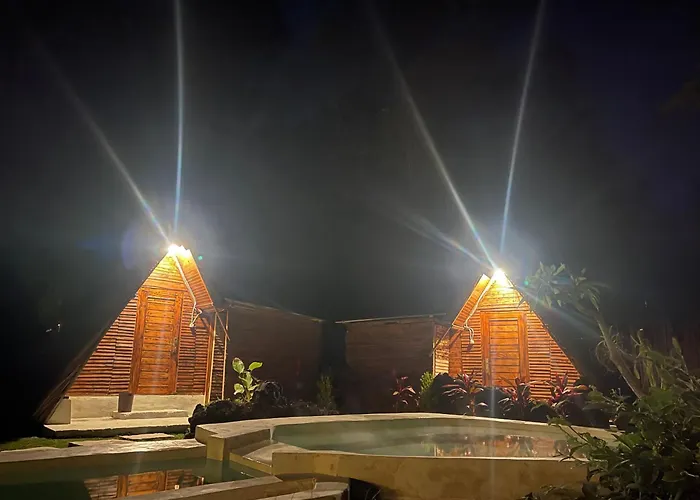 Triangular House And Hot Spring * Kubupenlokan